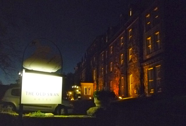 Old Swan night
