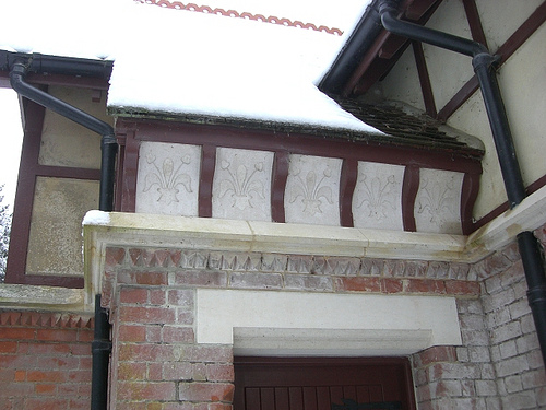 Fleur De Lys plasterwork