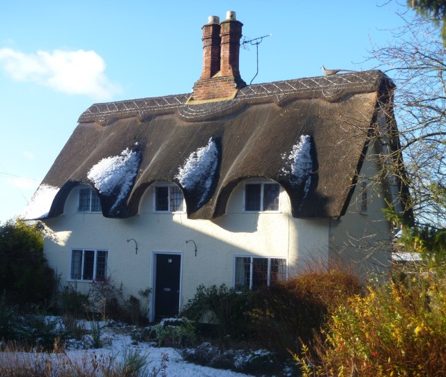 Old Warden Cottage 3