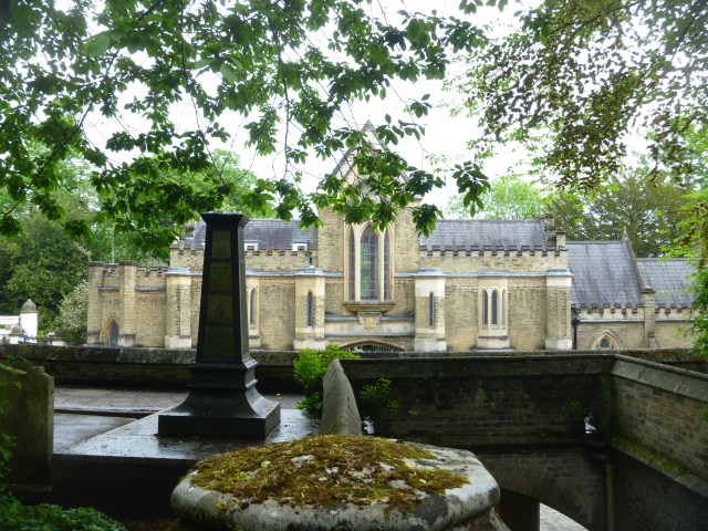 Highgate Cemetery West