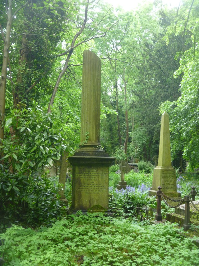 The broken column symbolises a life cut short