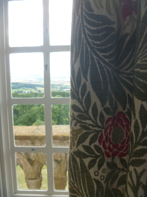 Morris curtain