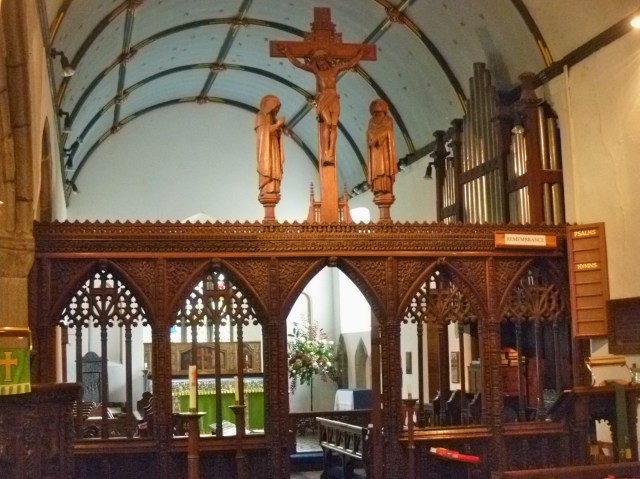 Rood screen