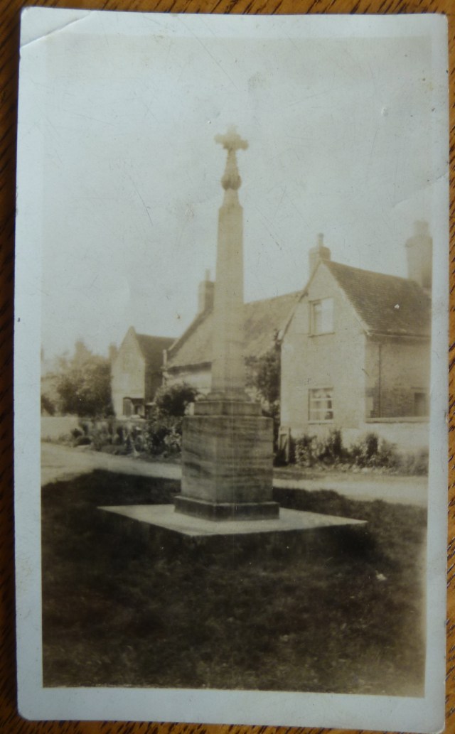 Strensham war memorial original