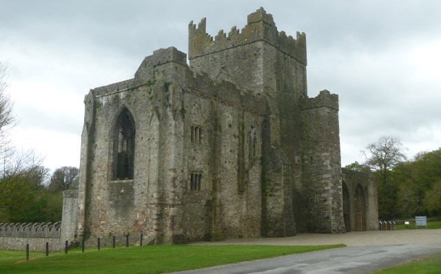 Tintern Abbey arrival