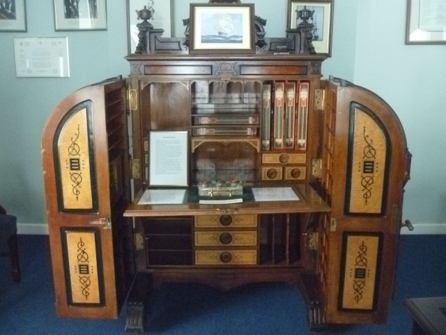 another avonmore desk