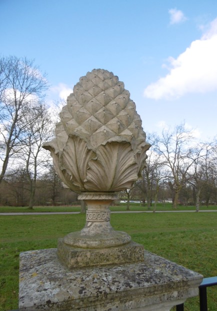 coade stone pineapple
