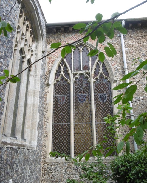 Perpendicular window