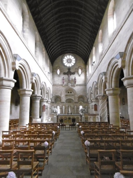 St Edmunds nave