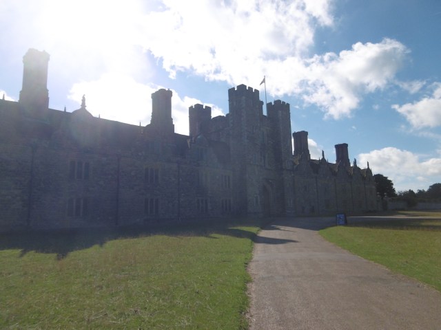 sunny-knole