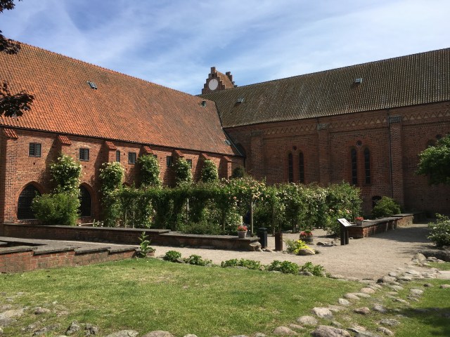 Rose garden cloister